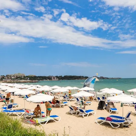 Luxury First Line With Pool By The Sea Несебр