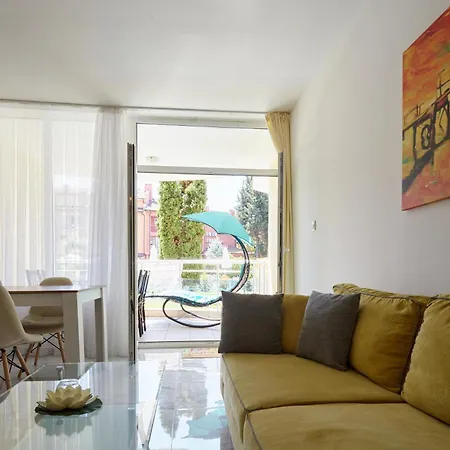 Luxury First Line With Pool By The Sea Апартаменты Несебр