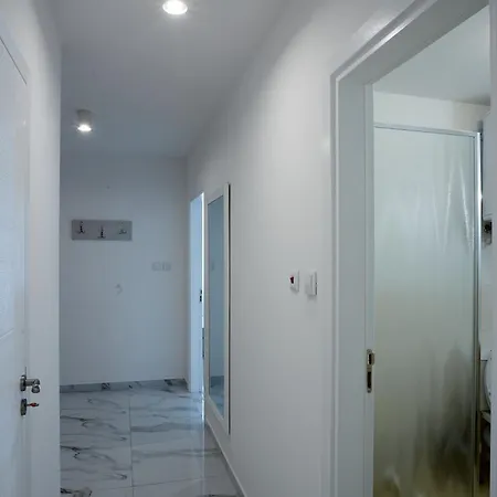 Luxury First Line With Pool By The Sea Несебр