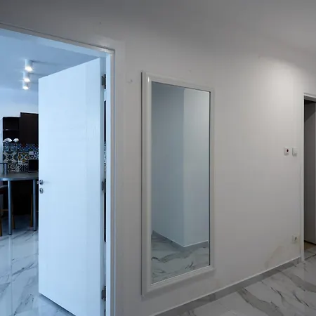 Luxury First Line With Pool By The Sea Διαμέρισμα