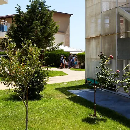 Luxury First Line With Pool By The Sea Несебр