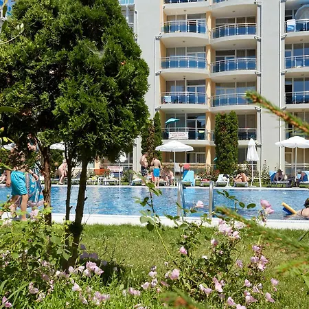 Luxury First Line With Pool By The Sea Апартаменты