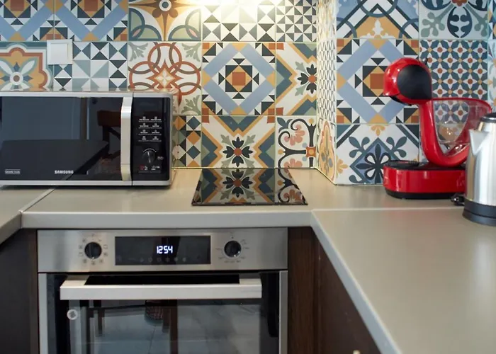 Luxury First Line With Pool By The Sea Apartman *