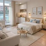 Apartman Luxury First Line With Pool By The Sea *