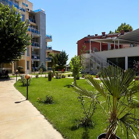 Luxury First Line With Pool By The Sea Apartmán Nesebar